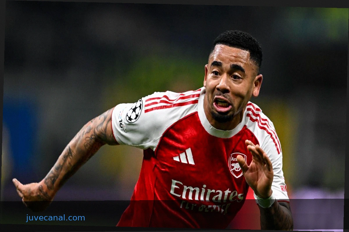 Gabriel Jesus: Napoli Not the Only Suitor!