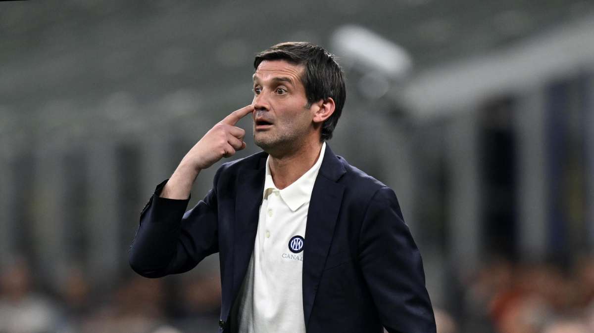 "I Can't Understand That!" HSV Star on the Sidelines Fires Back at Coach Merlin Polzin in Explosive Interview