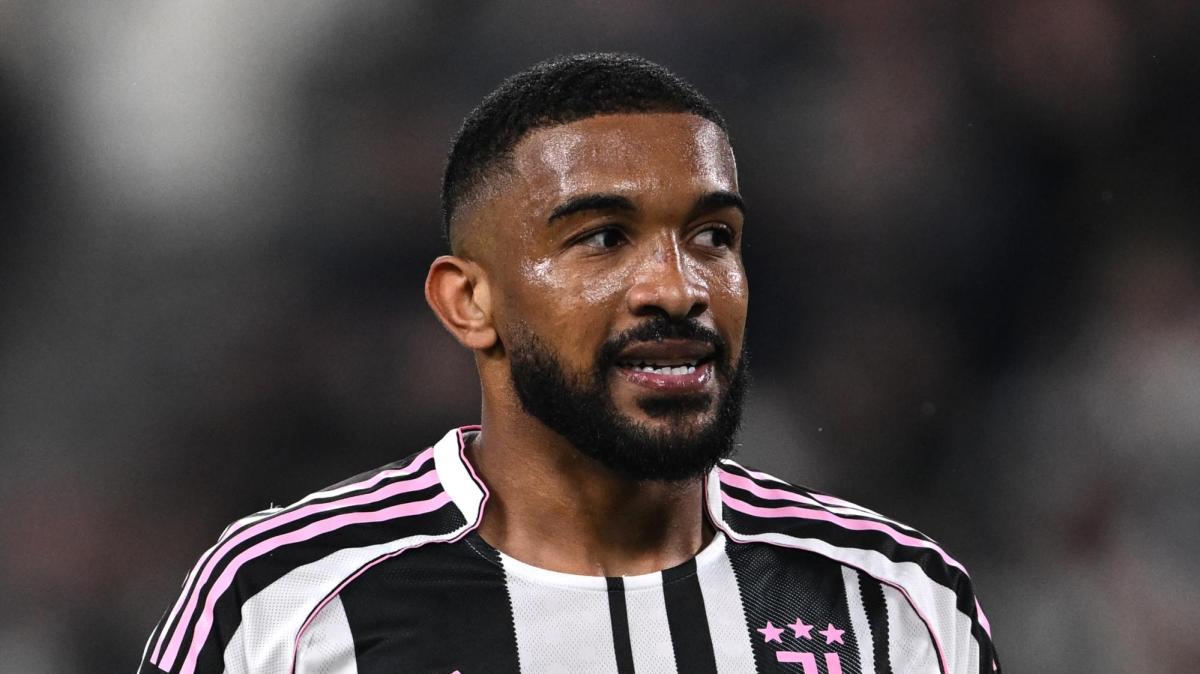 Juventus Secures 2-0 Win Over Genoa, Intensifies Champions League Battle with Como